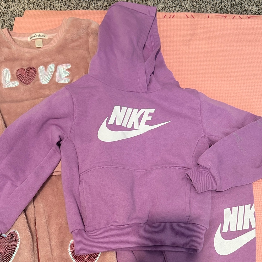 Girls Nike Hoodie set and Pink heart set